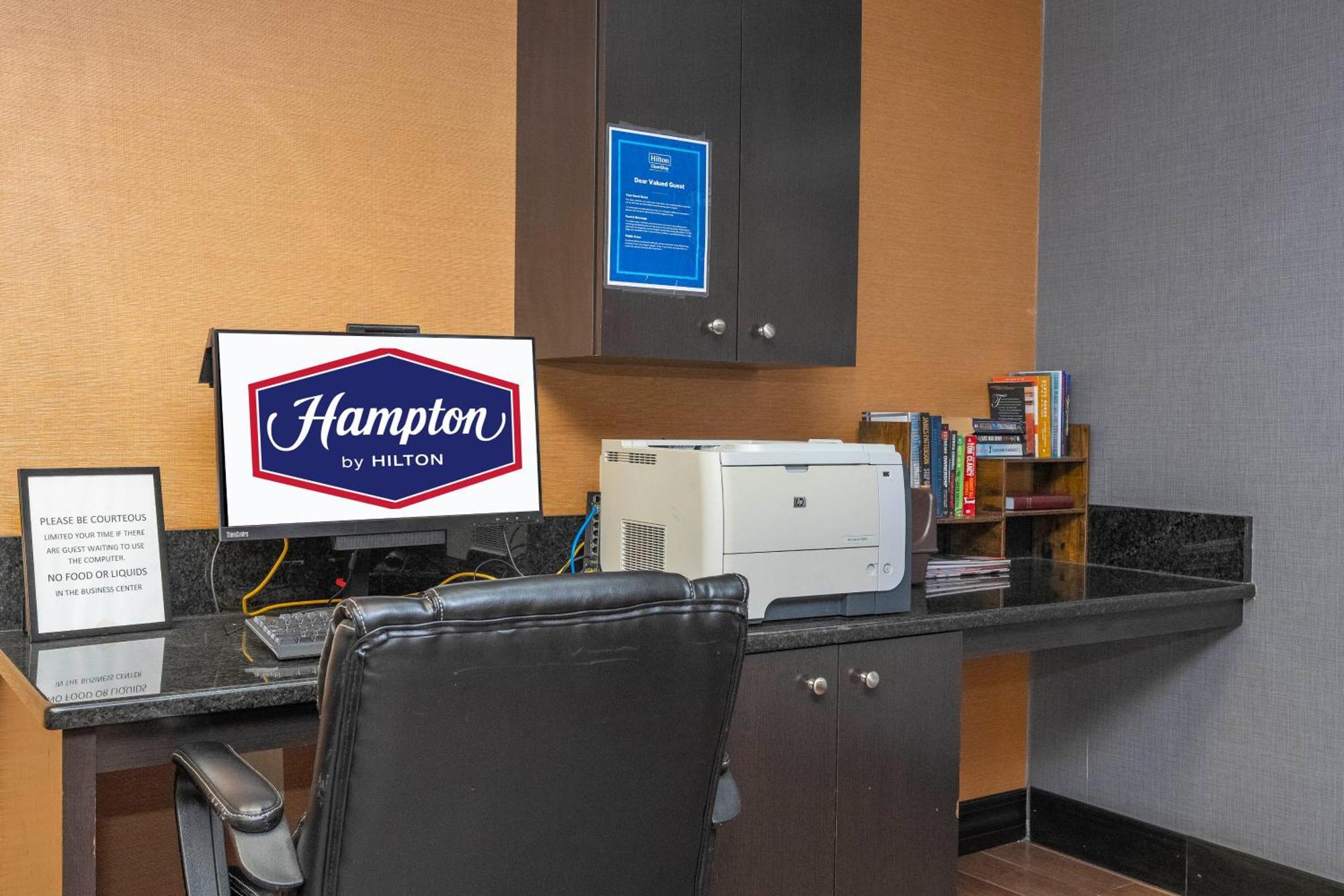 Hampton Inn By Hilton Spring Hill Timber Pines Esterno foto